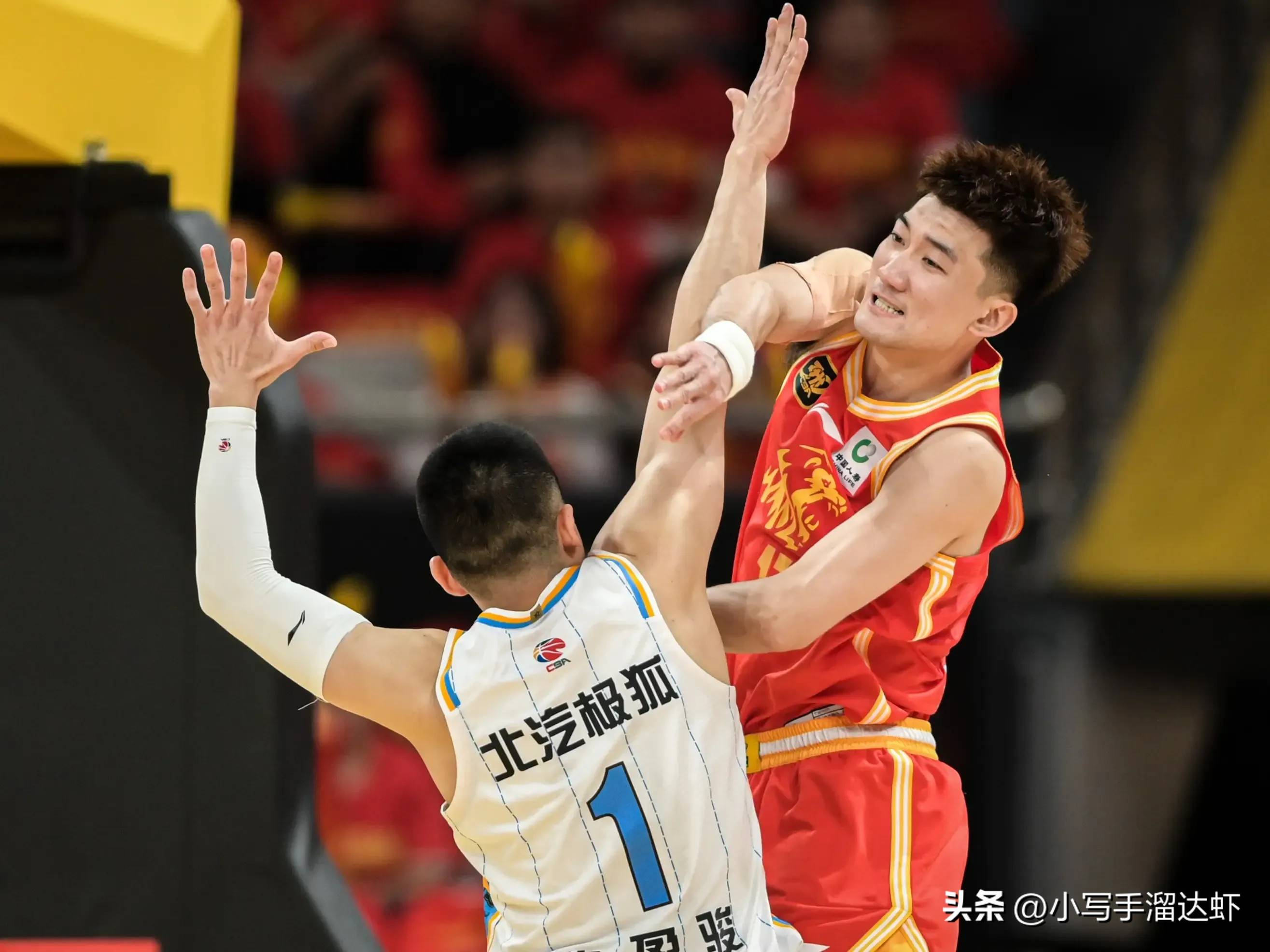 九游体育-包含北京国安迎CBA常规赛关键赛；关键时刻复出首秀；信心回归；年轻球员得到机会的词条